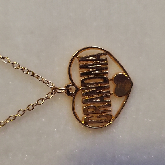 roses_garden Jewelry - 5 FOR $25 Grandma Heart Pendant Necklace NWT